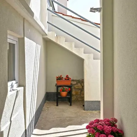 Enida Apartment Betina (Sibenik-Knin)